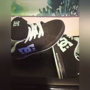 Dc shoes